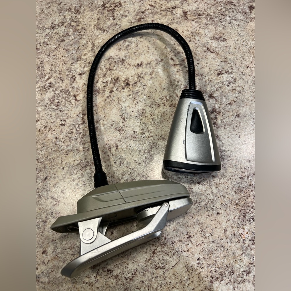 6-LED MultiFlex Grill/Work Light - Picture 2 of 7